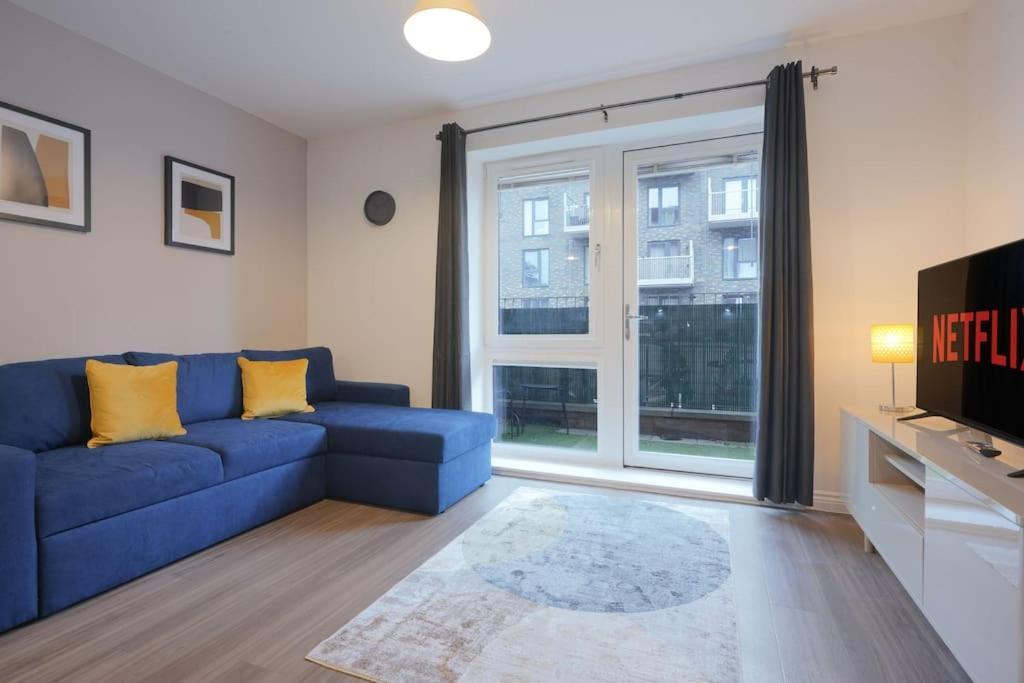 Luxury Campbell Park Apartments In Central Mk With Balcony, Free Parking & Smart Tv With Netflix By Yoko Property Μίλτον Κέινς Εξωτερικό φωτογραφία